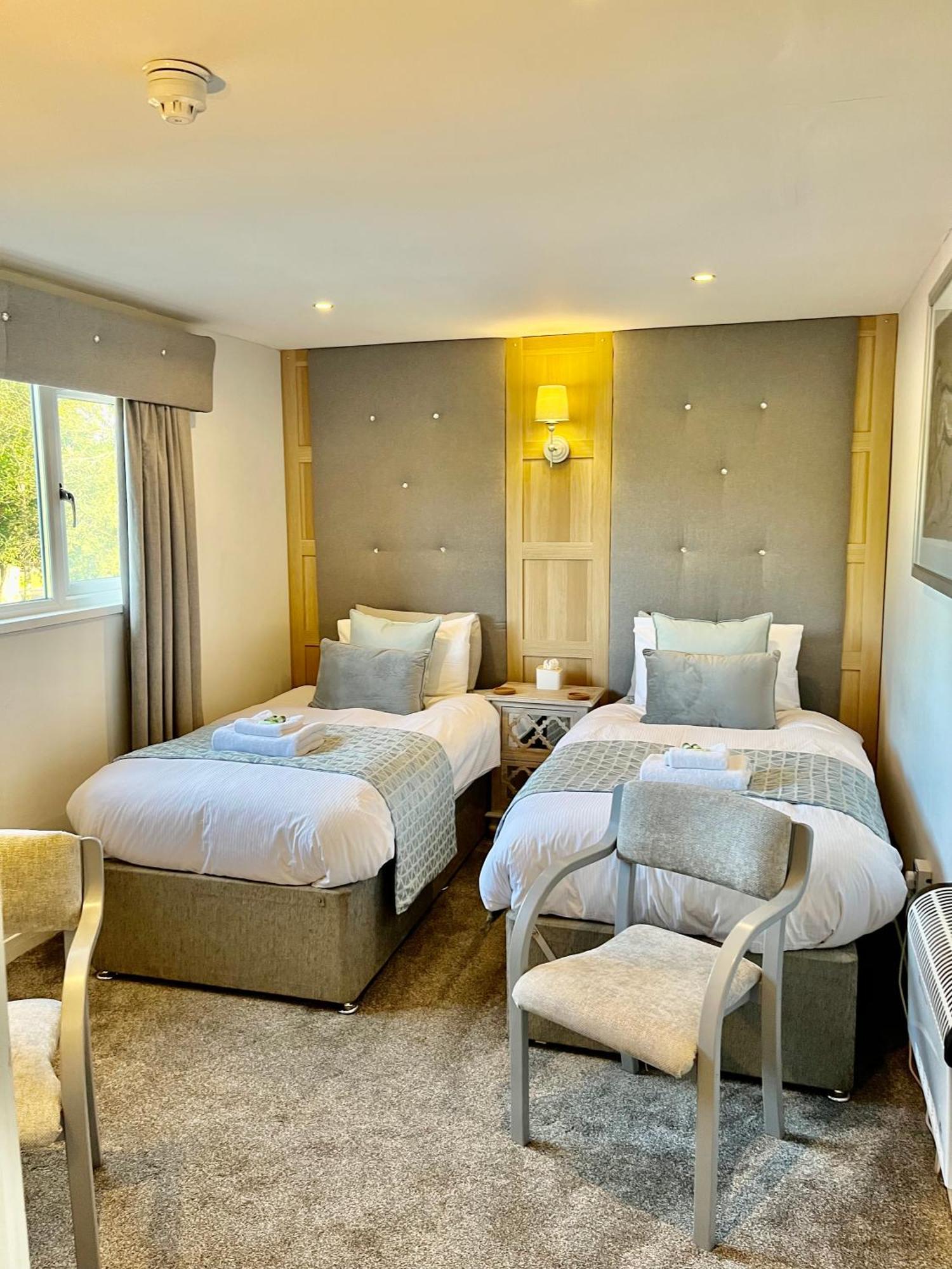 לנרק Scottish Equi B&B מראה חיצוני תמונה